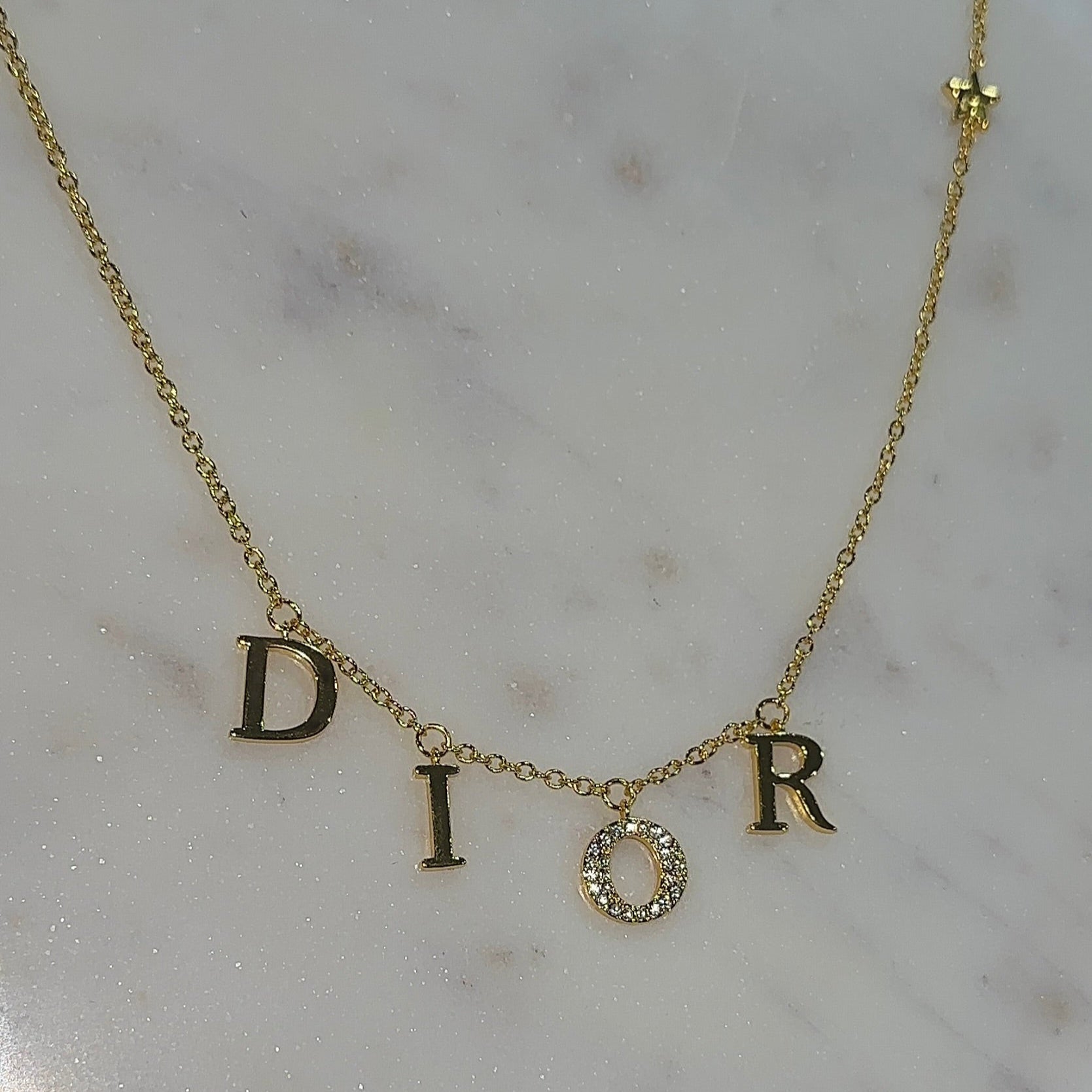 Collar DR Oro